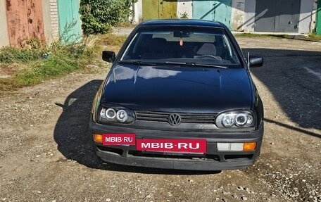 Volkswagen Golf III, 1995 год, 220 000 рублей, 2 фотография