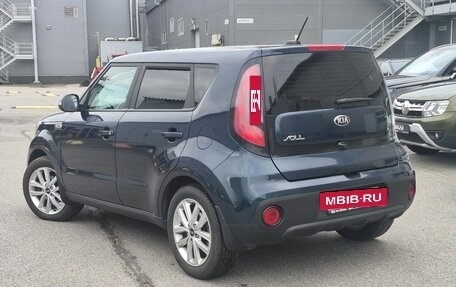 KIA Soul II рестайлинг, 2017 год, 1 585 000 рублей, 2 фотография