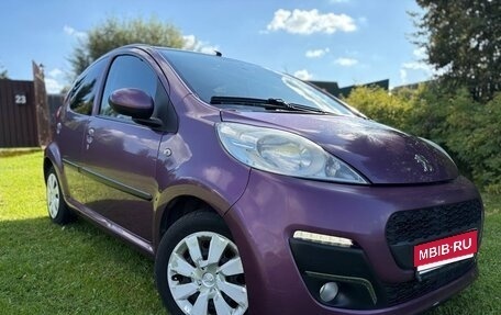 Peugeot 107 I рестайлинг, 2013 год, 490 000 рублей, 1 фотография