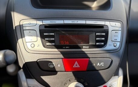 Peugeot 107 I рестайлинг, 2013 год, 490 000 рублей, 10 фотография