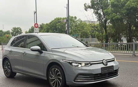 Volkswagen Golf VIII, 2021 год, 1 598 000 рублей, 3 фотография