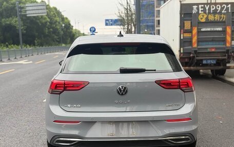 Volkswagen Golf VIII, 2021 год, 1 598 000 рублей, 6 фотография