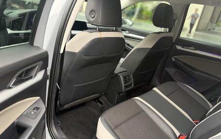 Volkswagen Golf VIII, 2021 год, 1 598 000 рублей, 8 фотография
