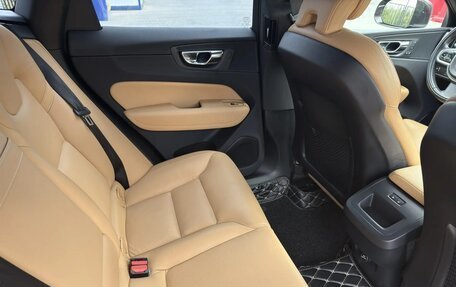Volvo XC60 II, 2018 год, 3 750 000 рублей, 6 фотография