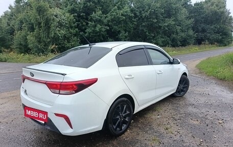 KIA Rio IV, 2017 год, 1 020 000 рублей, 6 фотография