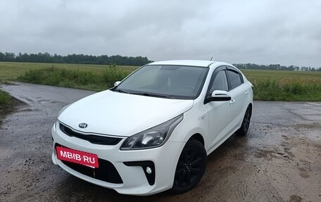 KIA Rio IV, 2017 год, 1 020 000 рублей, 2 фотография