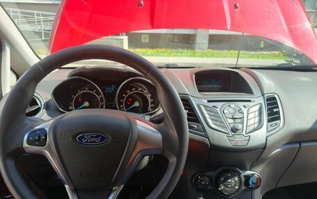 Ford Fiesta, 2016 год, 950 000 рублей, 9 фотография