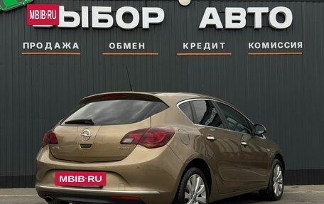 Opel Astra J, 2012 год, 890 000 рублей, 2 фотография