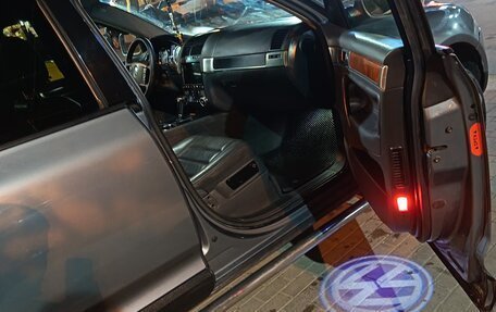 Volkswagen Touareg III, 2002 год, 850 000 рублей, 7 фотография