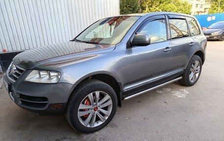 Volkswagen Touareg III, 2002 год, 850 000 рублей, 17 фотография