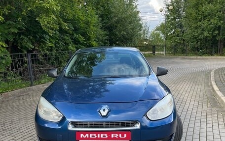 Renault Fluence I, 2012 год, 800 000 рублей, 2 фотография