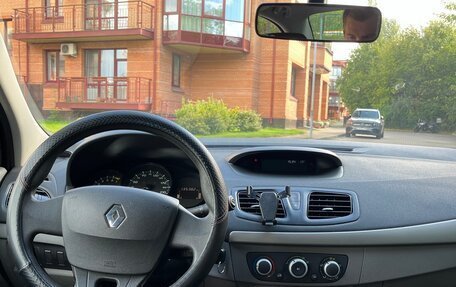 Renault Fluence I, 2012 год, 800 000 рублей, 17 фотография