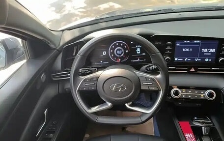 Hyundai Elantra, 2021 год, 1 410 000 рублей, 15 фотография