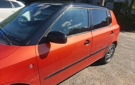 Skoda Fabia II, 2009 год, 450 000 рублей, 3 фотография