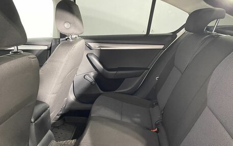 Skoda Octavia, 2014 год, 1 000 000 рублей, 21 фотография