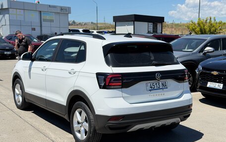 Volkswagen T-Cross I, 2023 год, 1 650 000 рублей, 8 фотография