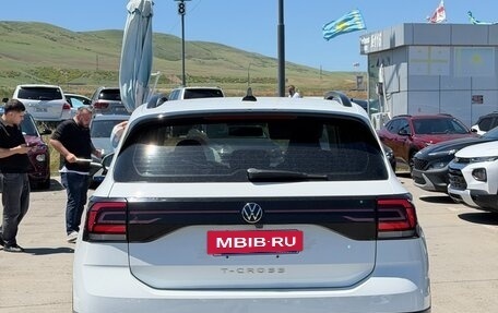 Volkswagen T-Cross I, 2023 год, 1 650 000 рублей, 12 фотография