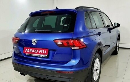Volkswagen Tiguan II, 2019 год, 2 070 000 рублей, 4 фотография