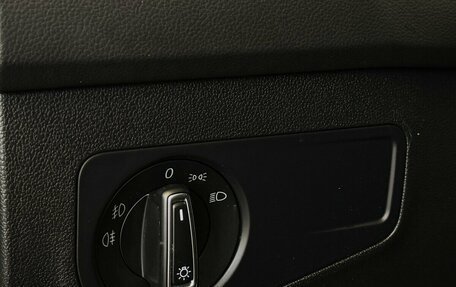 Volkswagen Tiguan II, 2019 год, 1 990 000 рублей, 9 фотография
