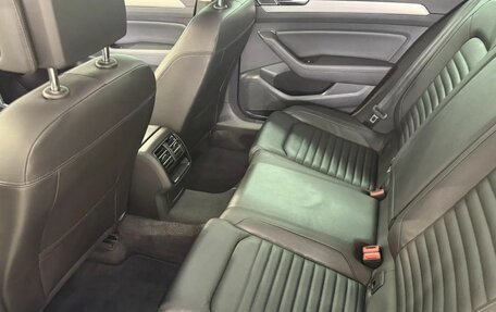Volkswagen Passat B8 рестайлинг, 2017 год, 2 480 000 рублей, 14 фотография