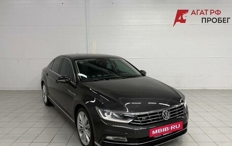 Volkswagen Passat B8 рестайлинг, 2017 год, 2 480 000 рублей, 3 фотография