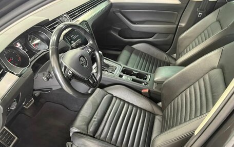 Volkswagen Passat B8 рестайлинг, 2017 год, 2 480 000 рублей, 18 фотография