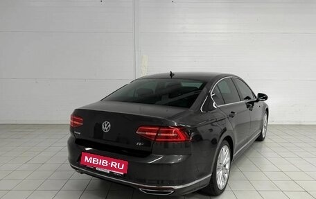 Volkswagen Passat B8 рестайлинг, 2017 год, 2 480 000 рублей, 6 фотография