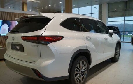 Toyota Highlander, 2026 год, 5 400 000 рублей, 5 фотография