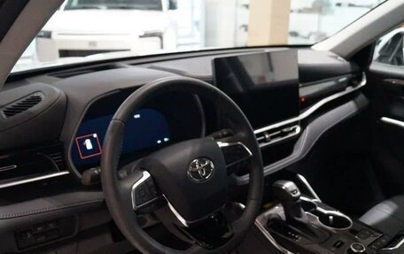 Toyota Highlander, 2026 год, 5 400 000 рублей, 10 фотография
