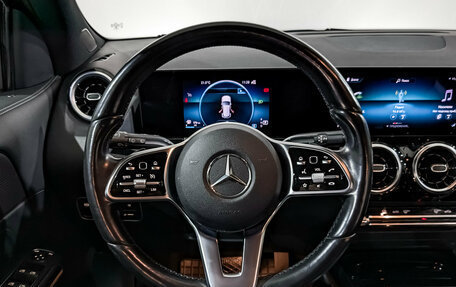 Mercedes-Benz GLA, 2021 год, 3 600 000 рублей, 21 фотография