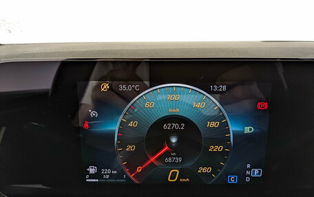 Mercedes-Benz GLB, 2021 год, 4 040 000 рублей, 16 фотография