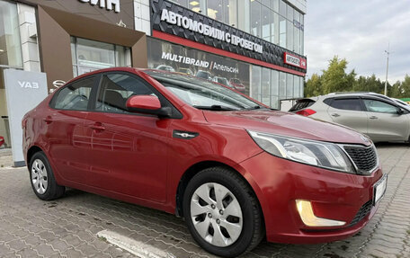 KIA Rio III рестайлинг, 2013 год, 892 250 рублей, 5 фотография