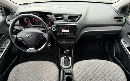 KIA Rio III рестайлинг, 2016 год, 999 750 рублей, 13 фотография