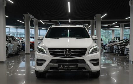 Mercedes-Benz M-Класс, 2015 год, 2 600 000 рублей, 3 фотография