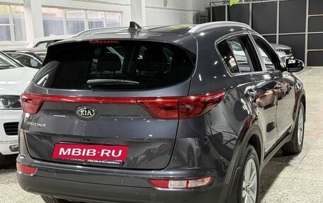 KIA Sportage IV рестайлинг, 2018 год, 1 630 000 рублей, 5 фотография