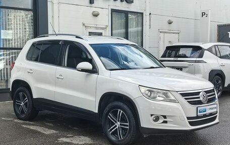 Volkswagen Tiguan I, 2009 год, 950 000 рублей, 3 фотография