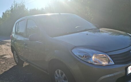 Renault Sandero I, 2013 год, 570 000 рублей, 3 фотография