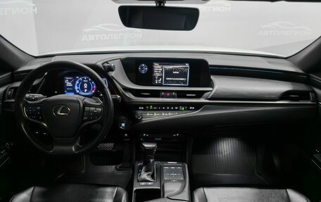 Lexus ES VII, 2019 год, 4 090 000 рублей, 9 фотография
