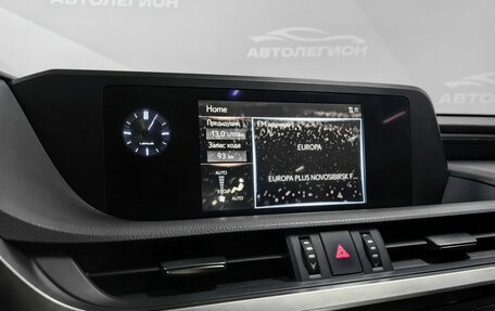 Lexus ES VII, 2019 год, 4 090 000 рублей, 22 фотография