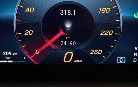 Mercedes-Benz GLA, 2020 год, 3 090 000 рублей, 14 фотография