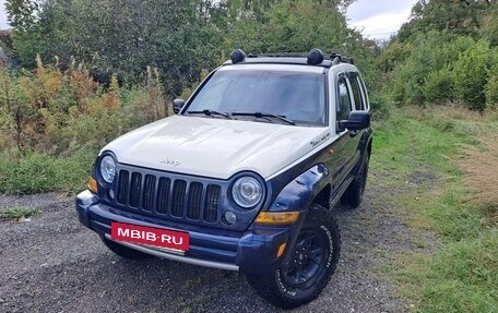 Jeep Cherokee, 2005 год, 1 300 000 рублей, 2 фотография