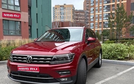 Volkswagen Tiguan II, 2017 год, 2 350 000 рублей, 1 фотография