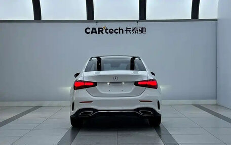 Mercedes-Benz A-Класс, 2023 год, 1 640 000 рублей, 3 фотография