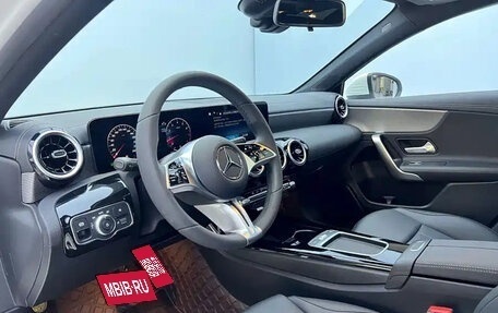 Mercedes-Benz A-Класс, 2023 год, 1 640 000 рублей, 6 фотография