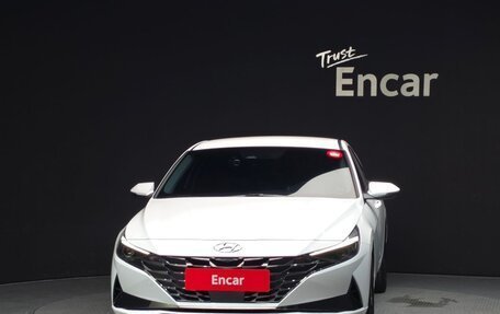 Hyundai Avante, 2023 год, 1 700 000 рублей, 3 фотография