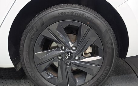 Hyundai Avante, 2023 год, 1 700 000 рублей, 20 фотография