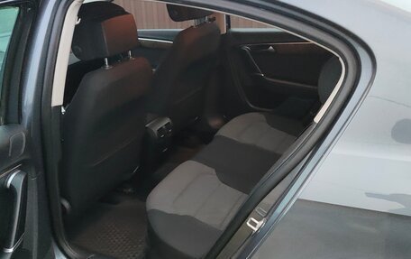 Volkswagen Passat B7, 2012 год, 830 000 рублей, 18 фотография