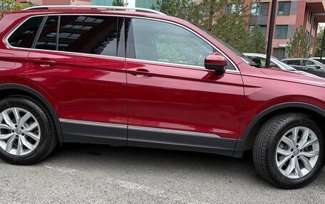 Volkswagen Tiguan II, 2017 год, 2 350 000 рублей, 5 фотография