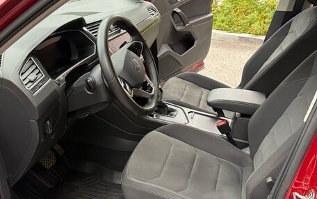 Volkswagen Tiguan II, 2017 год, 2 350 000 рублей, 14 фотография