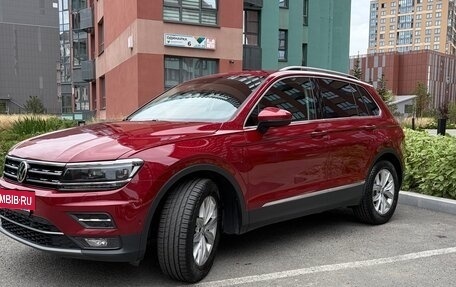Volkswagen Tiguan II, 2017 год, 2 350 000 рублей, 2 фотография